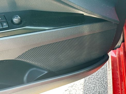 Used 2025 Toyota Camry LE image 26