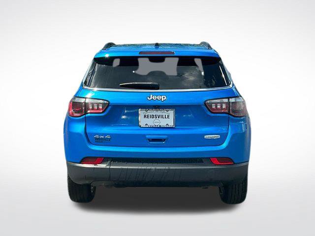 Used 2024 Jeep Compass Latitude AWD/4WD image 6