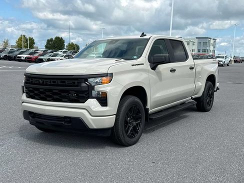 New 2026 Chevrolet Silverado 1500 Custom w/ LPO, Dark Essentials Package AWD/4WD image 5