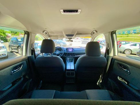 Used 2022 Nissan Rogue SV FWD image 20
