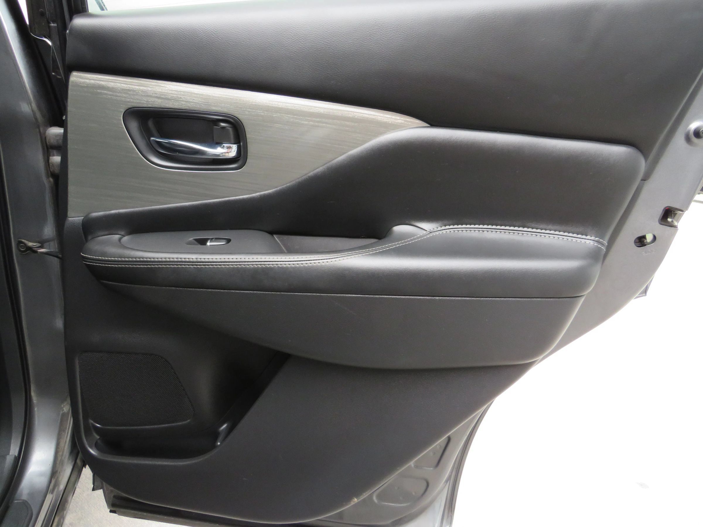 Used 2017 Nissan Murano SL FWD image 45