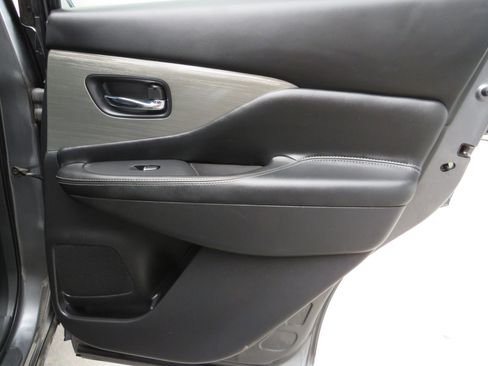 Used 2017 Nissan Murano SL image 45