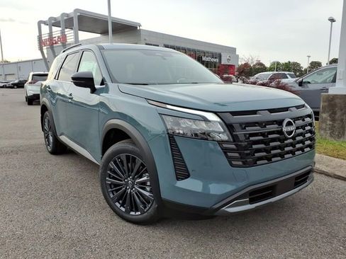 New 2026 Nissan Pathfinder SL AWD/4WD image 1