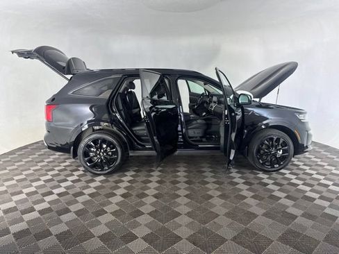 Certified 2023 Kia Sorento SX AWD/4WD image 15