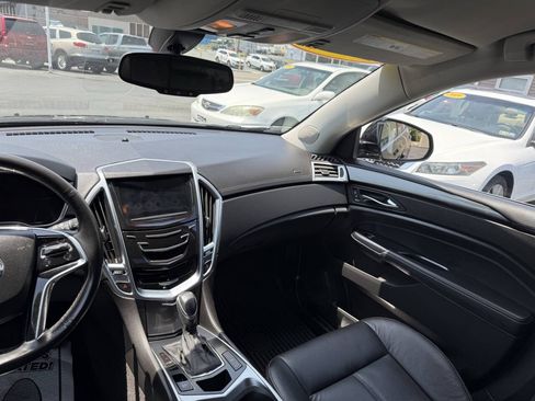 Used 2015 Cadillac SRX FWD image 13