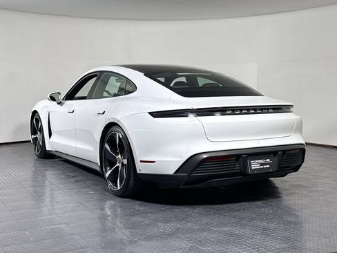 Certified 2022 Porsche Taycan RWD image 3