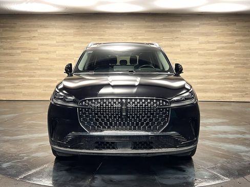 Used 2025 Lincoln Aviator Reserve w/ Illumination Package image 39