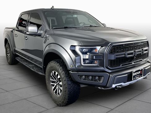 Used 2019 Ford F150 Raptor w/ Equipment Group 802A Luxury AWD/4WD image 3