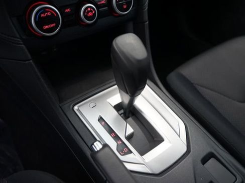 Used 2021 Subaru Crosstrek 2.0i image 25