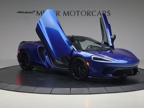 Used 2023 McLaren GT RWD image 21