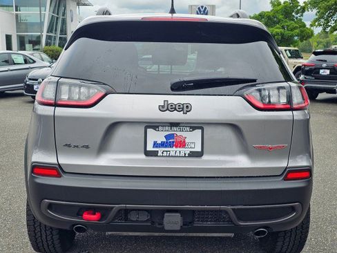 Used 2022 Jeep Cherokee Trailhawk w/ Premium Leather Package AWD/4WD image 4