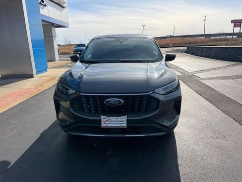 Used 2023 Ford Escape Active image 3