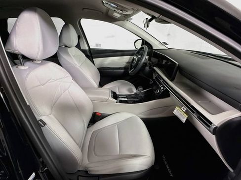 Certified 2025 Hyundai Tucson SEL AWD/4WD image 29