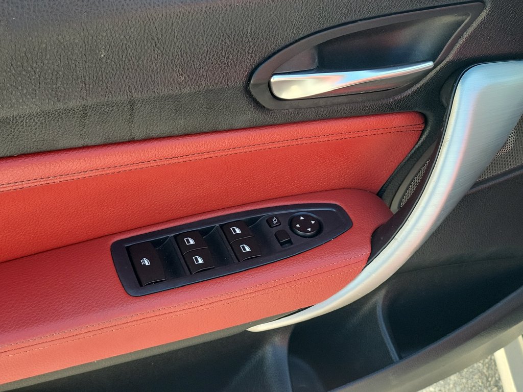 Used 2017 BMW 230i Convertible RWD image 20