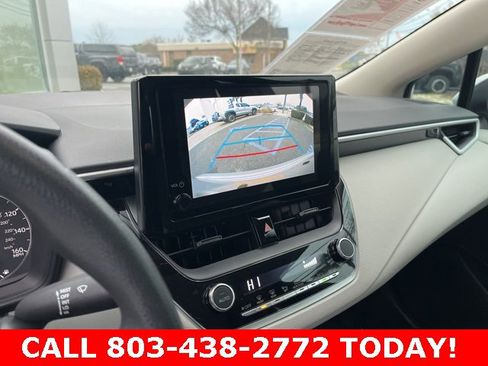 Used 2023 Toyota Corolla LE image 23