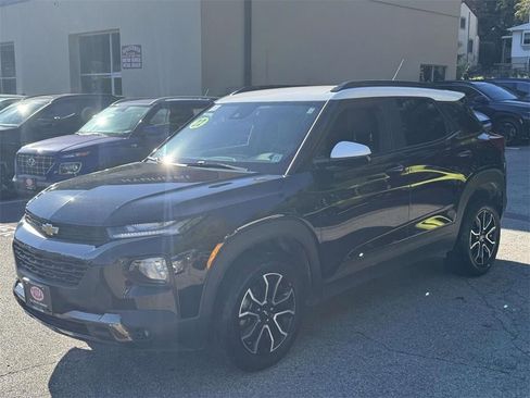 Used 2022 Chevrolet TrailBlazer ACTIV w/ Technology Package image 4