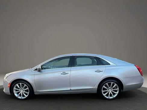 Used 2016 Cadillac XTS Luxury image 8