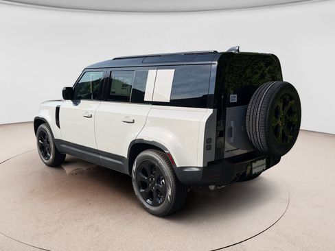 New 2026 Land Rover Defender 110 S AWD/4WD image 3