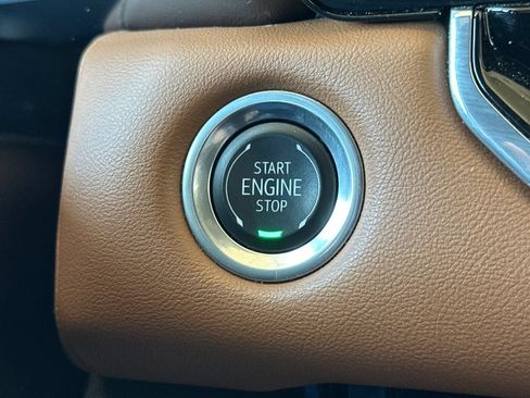 Certified 2024 GMC Canyon AT4 AWD/4WD image 23