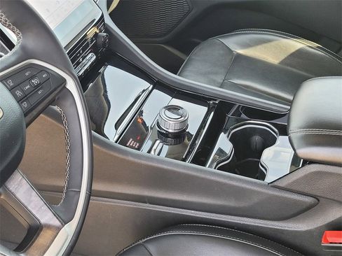 Used 2023 Jeep Grand Cherokee Limited w/ Trailer Tow Prep Group (B) image 18