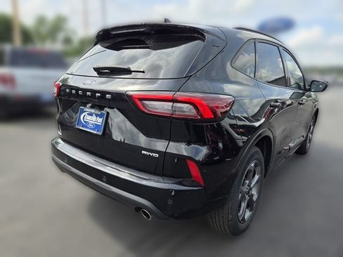 Used 2024 Ford Escape ST-Line w/ Tech Pack #1 AWD/4WD image 4