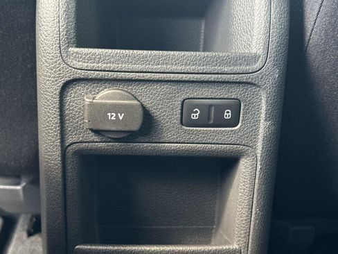 Used 2014 Volkswagen Jetta S image 16