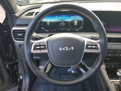Used 2025 Kia Telluride SX Prestige X-Pro image 16