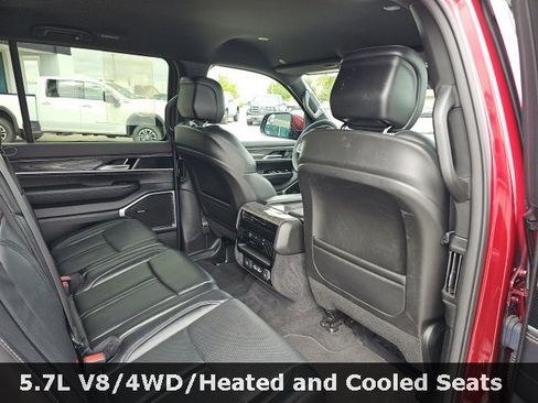 Used 2022 Jeep Wagoneer Series II image 32