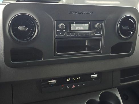 New 2025 Mercedes-Benz Sprinter 2500 image 27