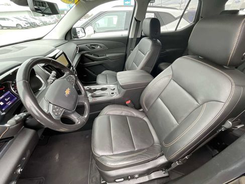 Certified 2020 Chevrolet Traverse Premier image 19