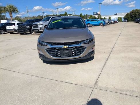 Used 2024 Chevrolet Malibu LT FWD image 8