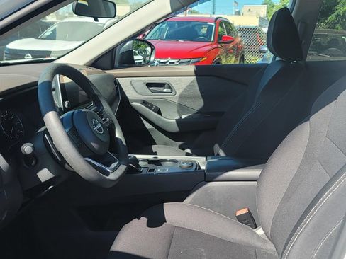 Used 2023 Nissan Rogue S AWD/4WD image 14