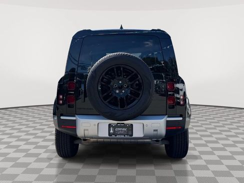 Used 2025 Land Rover Defender 110 S AWD/4WD image 7