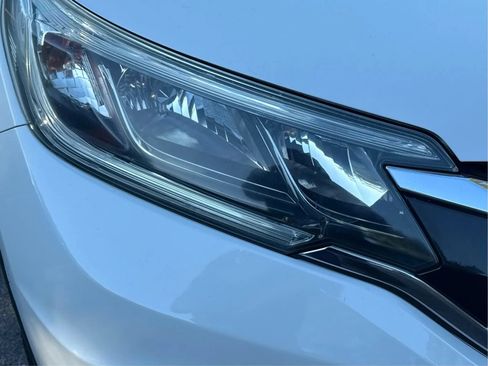 Used 2015 Honda CR-V LX image 6