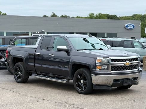 Used 2015 Chevrolet Silverado 1500 LS AWD/4WD image 24