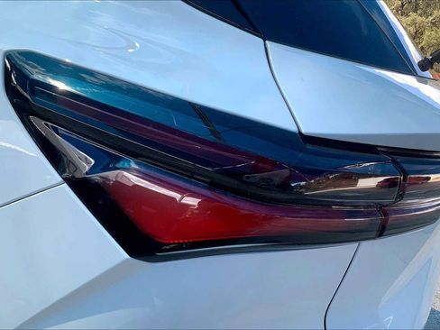 New 2026 Chevrolet Equinox EV LT AWD/4WD image 14