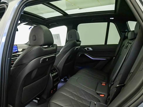 Used 2024 BMW X5 sDrive40i w/ Parking Assistance Package RWD image 19
