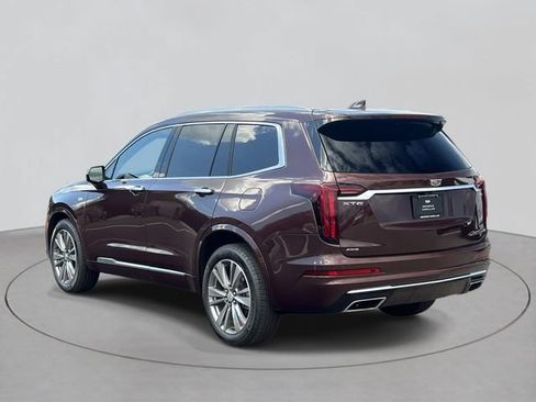 Used 2022 Cadillac XT6 Premium Luxury w/ LPO, Floor Liner Package AWD/4WD image 3