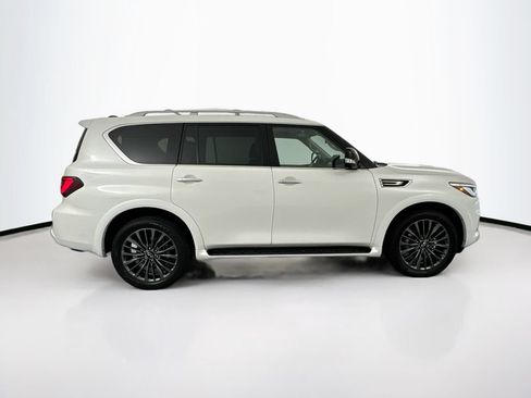 Used 2024 INFINITI QX80 Premium Select w/ Cargo Package AWD/4WD image 4