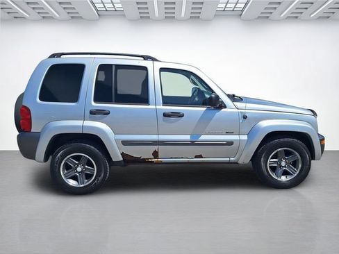 Used 2004 Jeep Liberty Sport w/ PWR Convenience Group AWD/4WD image 3