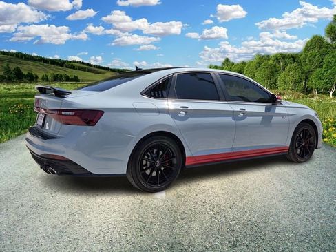 Used 2025 Volkswagen Jetta GLI Autobahn FWD image 6