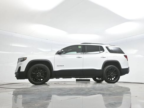 Used 2023 GMC Acadia SLT w/ Elevation Edition FWD image 7