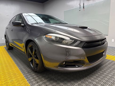 Used 2016 Dodge Dart SXT image 1