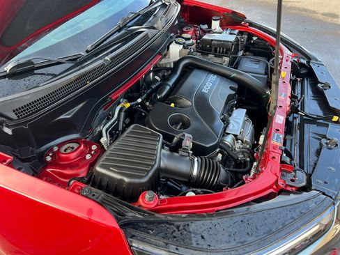 Used 2022 Chevrolet Equinox RS w/ RS Leather Package image 36