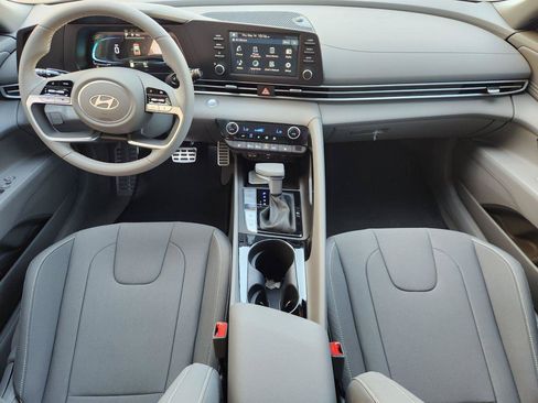 New 2026 Hyundai Elantra SEL Sport FWD image 24