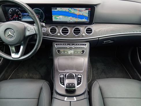 Used 2018 Mercedes-Benz E 400 4MATIC Wagon image 48
