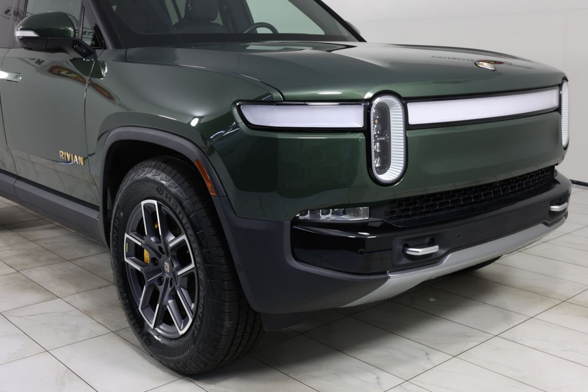 Used 2022 Rivian R1S Launch Edition Quad AWD/4WD image 35