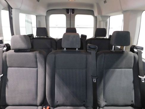 Used 2018 Ford Transit 150 XLT image 30