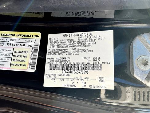 Used 2016 Ford Mustang GT image 31