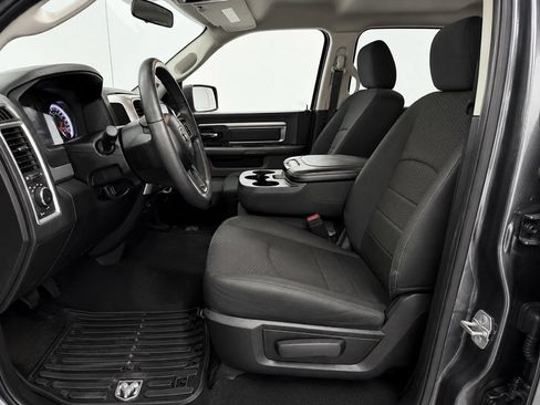 Used 2019 RAM 1500 Warlock AWD/4WD image 18